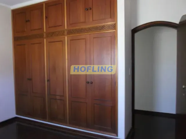 Casa com 300m² 3 quartos e 3 banheiros, à venda, no bairro Vila Santa Terezinha em Rio Claro