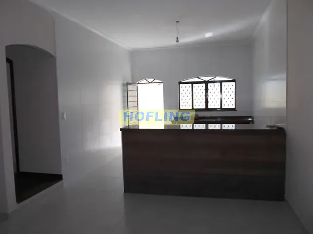 Casa com 300m² 3 quartos e 3 banheiros, à venda, no bairro Vila Santa Terezinha em Rio Claro