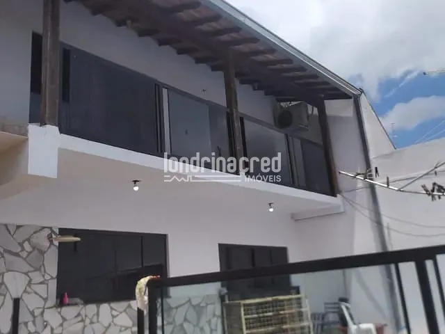 Casa com 395m², à venda, no bairro Conjunto Habitacional José Giordano em Londrina