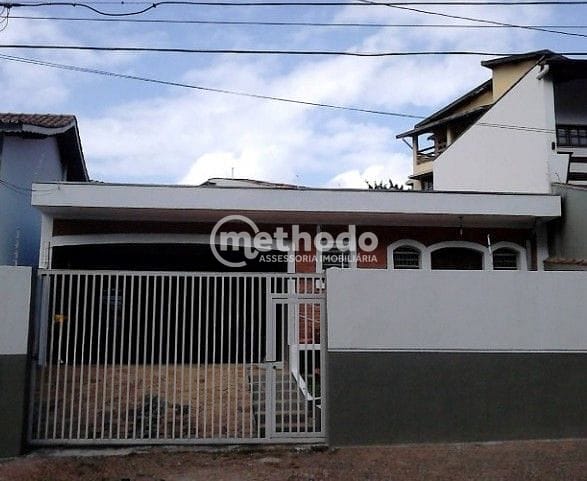 Casa, 4 quartos, 236 m² - Foto 1