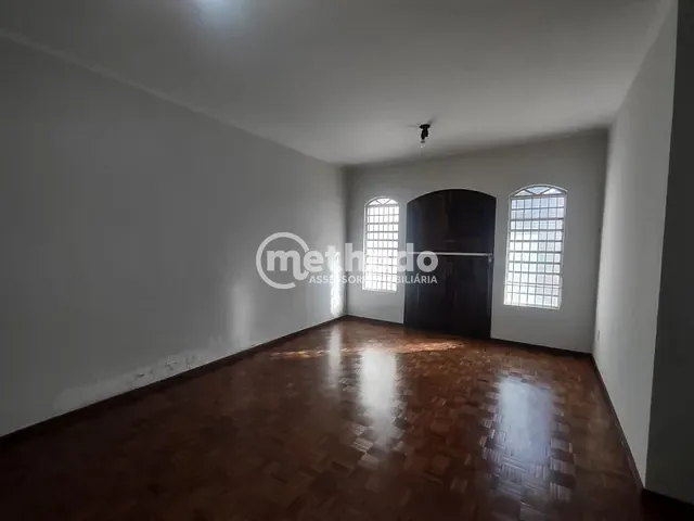 Casa com 400m² 4 quartos e 4 banheiros, à venda, no bairro Jardim Guarani em Campinas