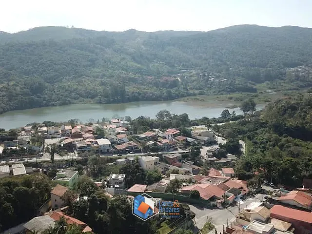 Casa com 1358m² 5 quartos e 6 banheiros, à venda, no bairro Jardim Suisso em Mairiporã