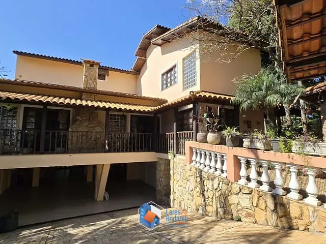 Casa com 1358m² 5 quartos e 6 banheiros, à venda, no bairro Jardim Suisso em Mairiporã