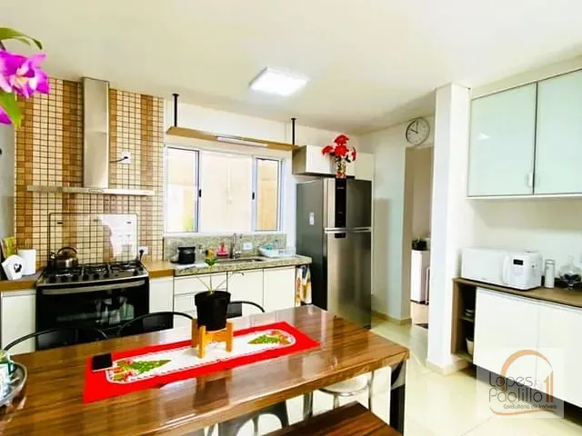 Casa com 122m² 2 quartos e 2 banheiros, à venda, no bairro Loteamento Vale Das Flores em Atibaia