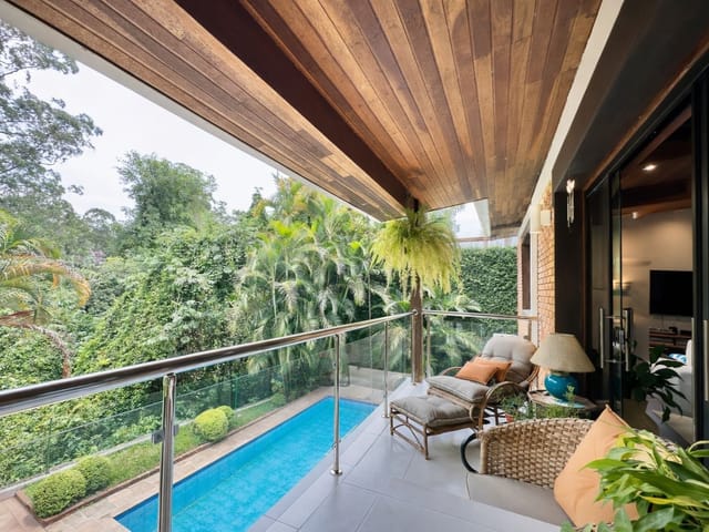 Casa com 733m² 4 quartos e 6 banheiros, à venda, no bairro São Paulo II em Cotia