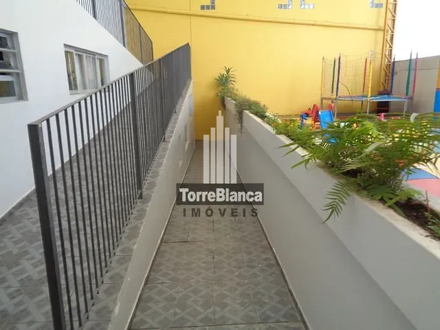 Casa com 600m², para alugar, no bairro Centro em Ponta Grossa