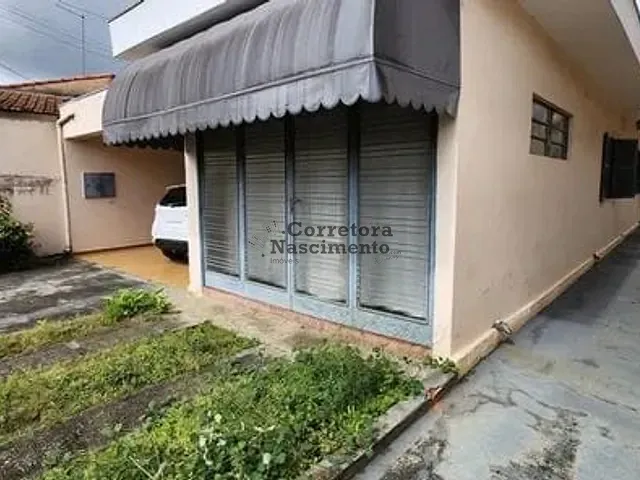 Casa com 320m² 2 quartos e 2 banheiros, à venda, no bairro Jardim Pereira do Amparo em Jacareí