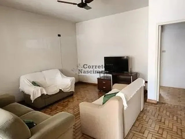 Casa com 320m² 2 quartos e 2 banheiros, à venda, no bairro Jardim Pereira do Amparo em Jacareí