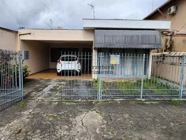 Casa com 320m² 2 quartos e 2 banheiros, à venda, no bairro Jardim Pereira do Amparo em Jacareí