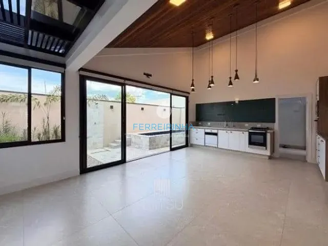 Casa com 250m² 3 quartos e 2 banheiros, à venda, no bairro Urbanova em São José dos Campos