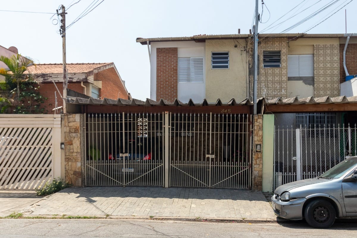 Foto do Casa-Casa tipo para venda em Planalto Paulista com 5 quartos, 162m²