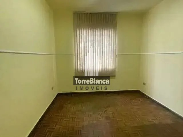 Casa com 150m², para alugar, no bairro Centro em Ponta Grossa