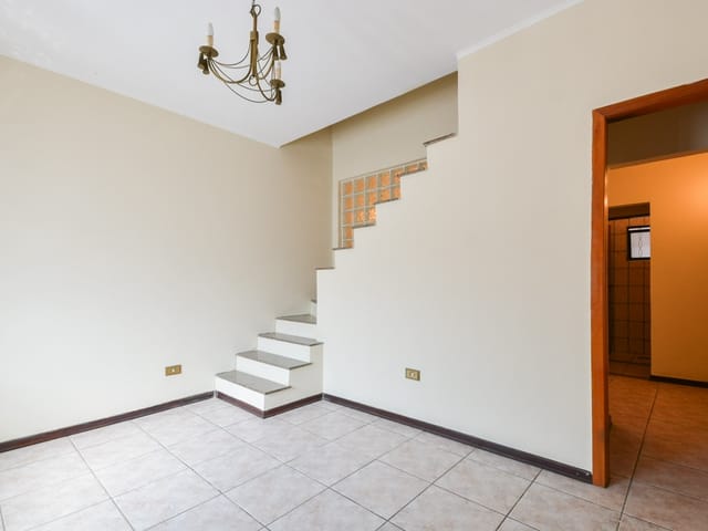 Foto do Casa - Casa tipo para venda em Planalto Paulista com 3 quartos, sendo 1 suíte, 123m² | Lares e Andares Imóveis