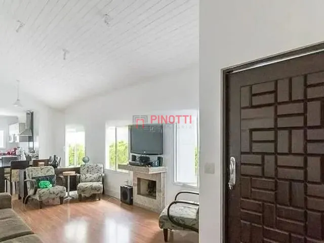 Casa 3 quartos e 4 banheiros, à venda, no bairro Jardim do Mar em São Bernardo do Campo