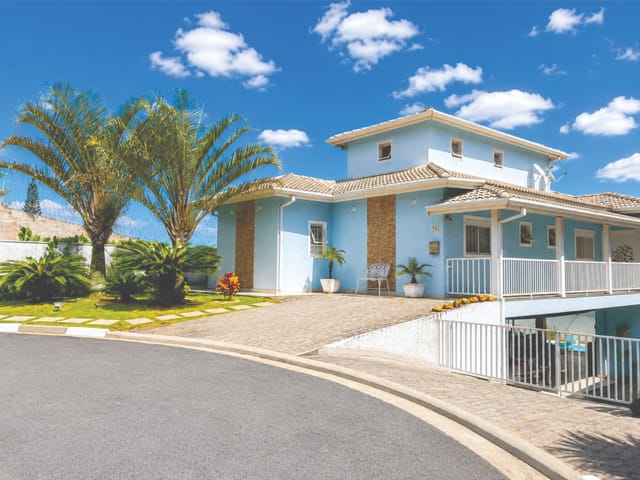 Casa com 370m² 3 quartos e 4 banheiros, à venda, no bairro Residencial dos Lagos em Cotia