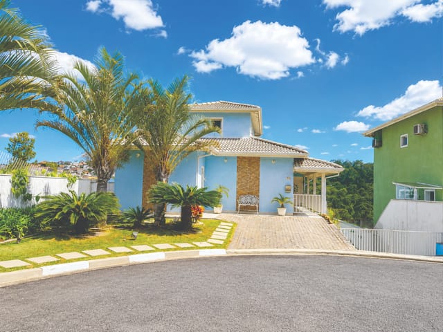 Casa com 370m² 3 quartos e 4 banheiros, à venda, no bairro Residencial dos Lagos em Cotia