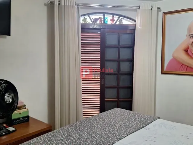 Sobrado 3 quartos e 2 banheiros, à venda, no bairro Vila Campo Grande em São Paulo