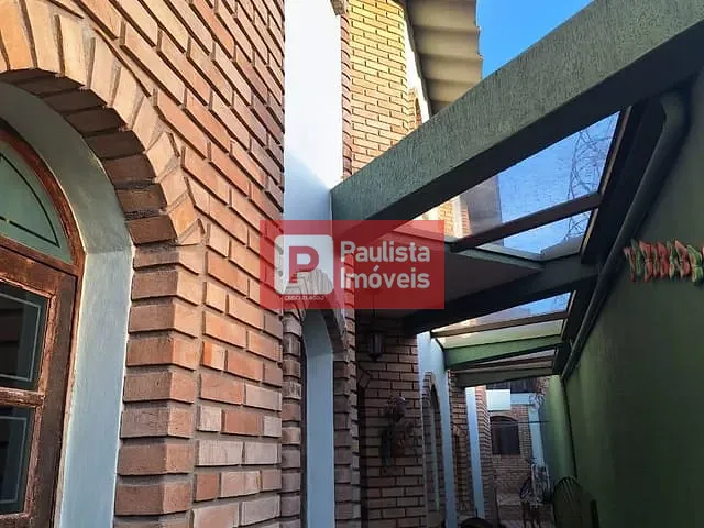 Sobrado 3 quartos e 2 banheiros, à venda, no bairro Vila Campo Grande em São Paulo