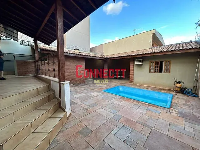 Casa com 263m² 3 quartos e 2 banheiros, à venda, no bairro Parque dos Bandeirantes em Ribeirão Preto