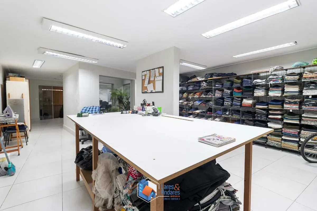 Casa, 3 quartos, 220 m² - Foto 36