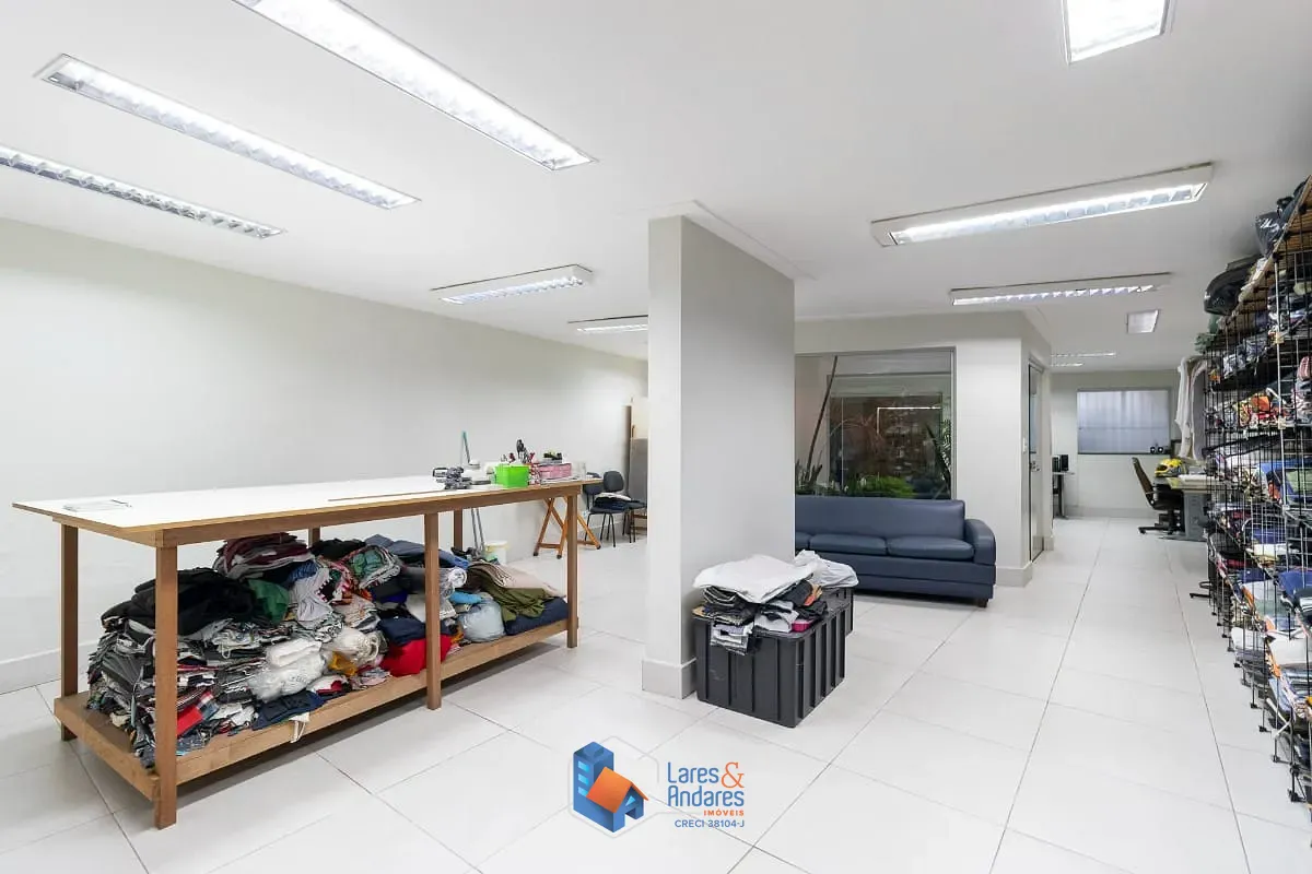 Casa, 3 quartos, 220 m² - Foto 35