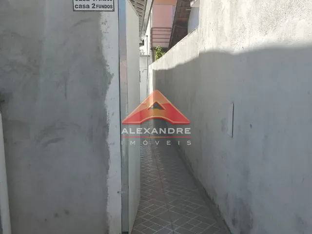 Casa com 250m² 1 quarto e 1 banheiro, para alugar, no bairro Jardim Ismênia em São José dos Campos