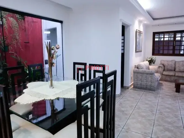 Casa 3 quartos e 5 banheiros, à venda, no bairro Nova Petrópolis em São Bernardo do Campo