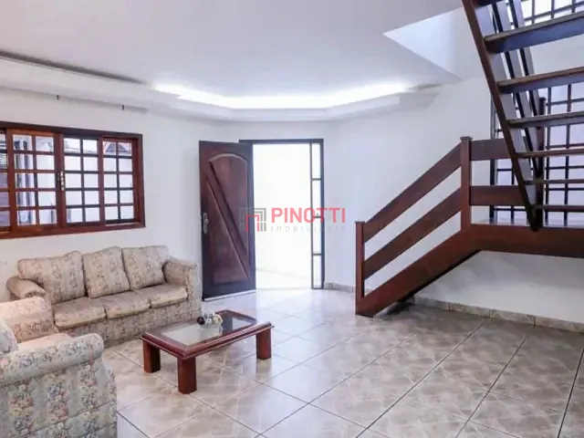 Casa 3 quartos e 5 banheiros, à venda, no bairro Nova Petrópolis em São Bernardo do Campo