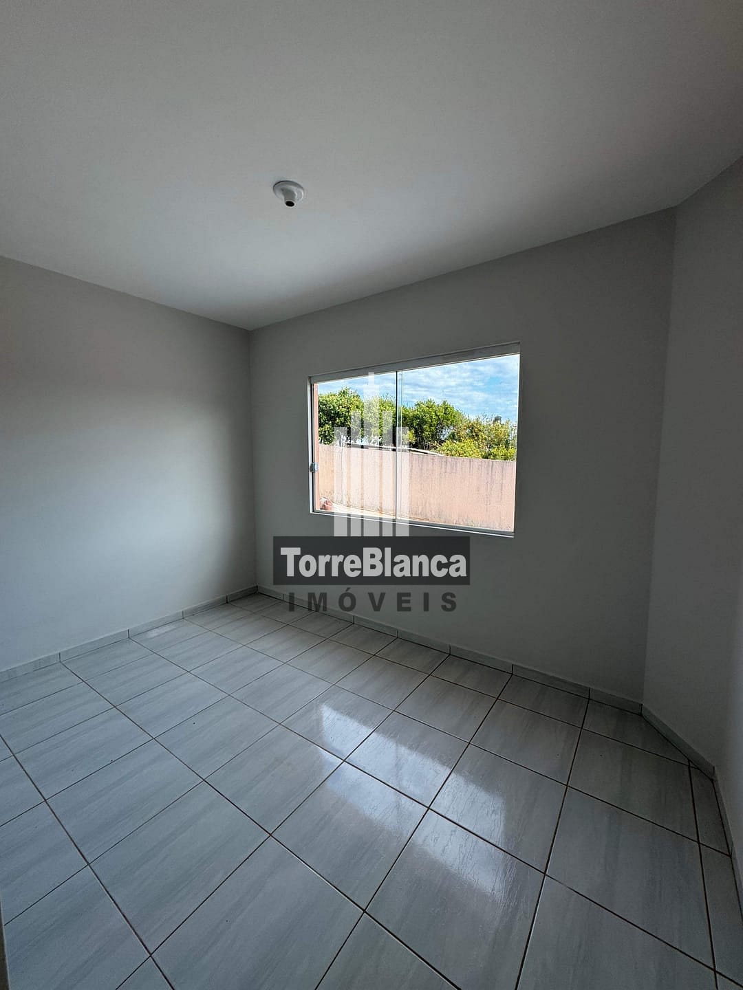 Casa à venda com 2 quartos, 45m² - Foto 5