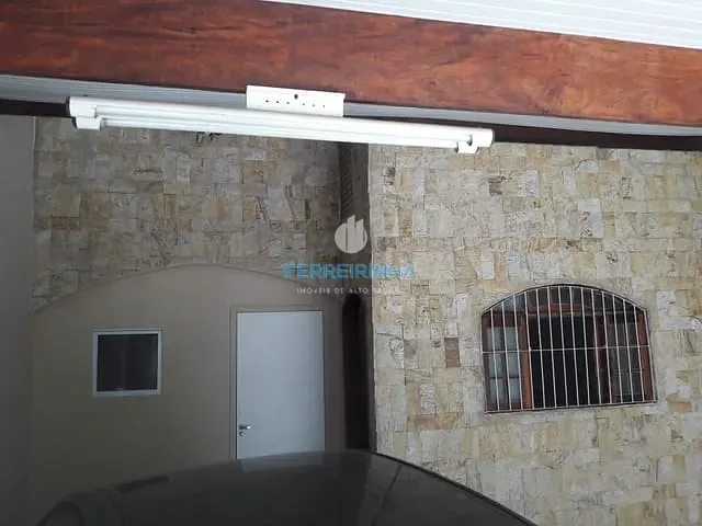 Casa com 180m² 4 quartos e 3 banheiros, à venda, no bairro Jardim Portugal em São José dos Campos