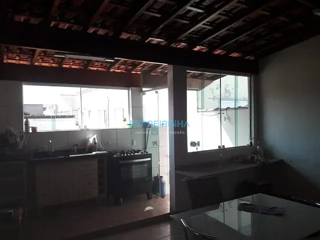Casa com 180m² 4 quartos e 3 banheiros, à venda, no bairro Jardim Portugal em São José dos Campos