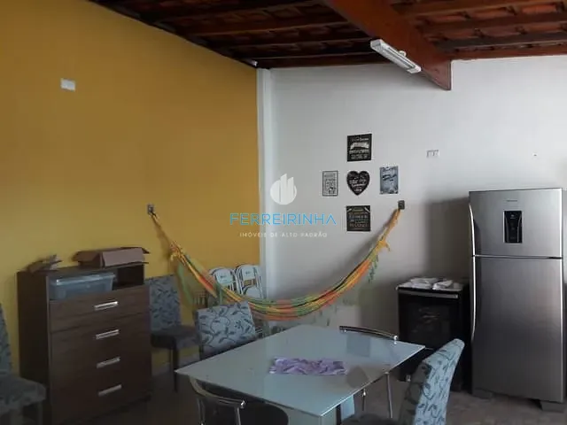 Casa com 180m² 4 quartos e 3 banheiros, à venda, no bairro Jardim Portugal em São José dos Campos