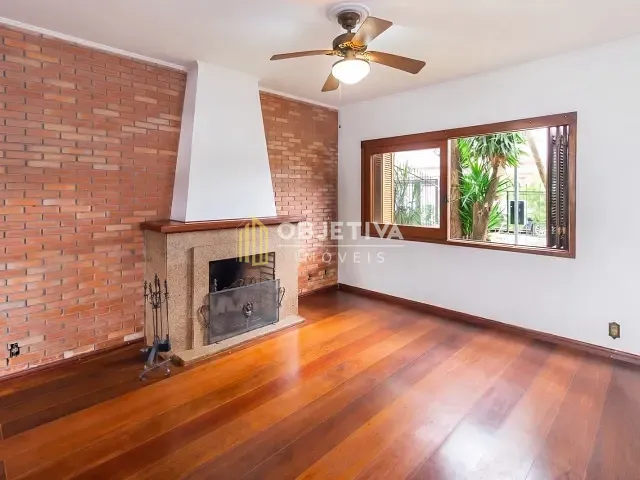 Casa 3 quartos e 3 banheiros, para alugar, no bairro Santana em Porto Alegre