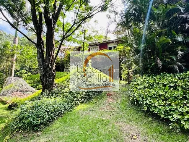 Casa com 669m² 1 quarto e 2 banheiros, à venda, no bairro Alpes de Atibaia em Atibaia