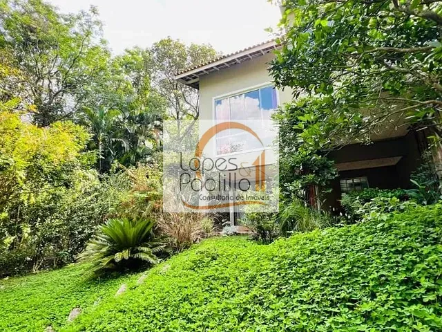 Casa com 669m² 1 quarto e 2 banheiros, à venda, no bairro Alpes de Atibaia em Atibaia
