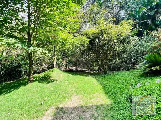 Casa com 669m² 1 quarto e 2 banheiros, à venda, no bairro Alpes de Atibaia em Atibaia