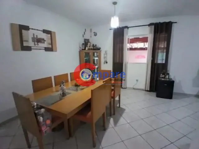 Casa 3 quartos e 3 banheiros, à venda, no bairro Jardim Aida em Guarulhos