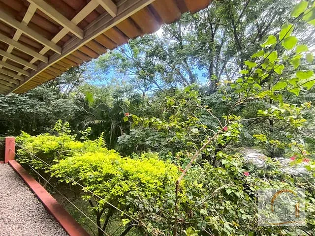 Casa com 662m² 2 quartos e 2 banheiros, à venda, no bairro Alpes de Atibaia em Atibaia