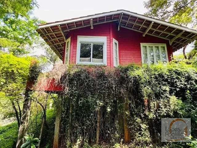 Casa com 662m² 2 quartos e 2 banheiros, à venda, no bairro Alpes de Atibaia em Atibaia