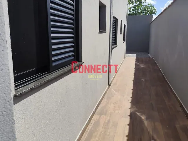 Casa com 250m² 3 quartos e 1 banheiro, à venda, no bairro Bonfim Paulista em Ribeirão Preto