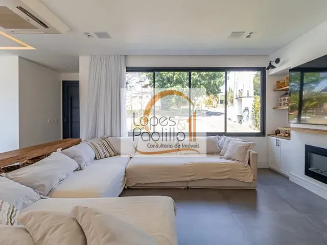 Casa com 1000m² 3 quartos e 5 banheiros, à venda, no bairro Fazenda Santana I em Atibaia