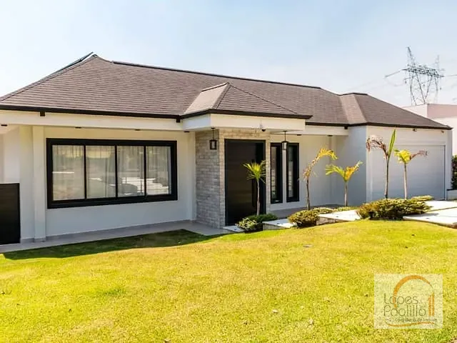 Casa com 1000m² 3 quartos e 5 banheiros, à venda, no bairro Fazenda Santana I em Atibaia