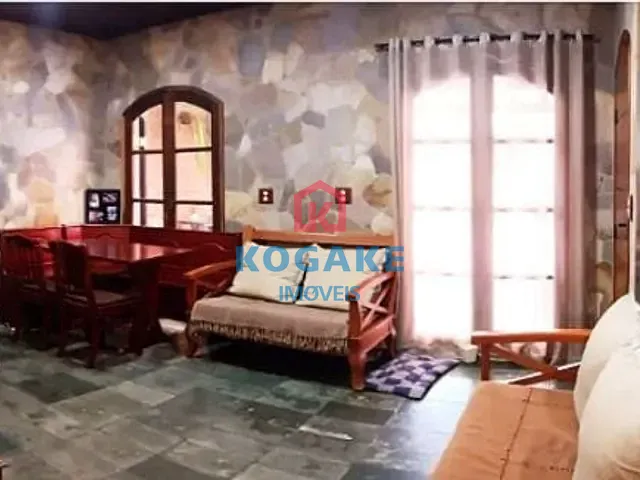 Casa 3 quartos e 2 banheiros, à venda, no bairro Jardim Oriente em São José dos Campos