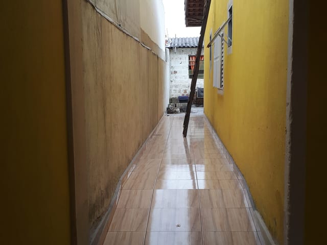 Casa com 250m² 3 quartos e 2 banheiros, à venda, no bairro Residencial Comercial Cidade Vista Alegre em Pindamonhangaba
