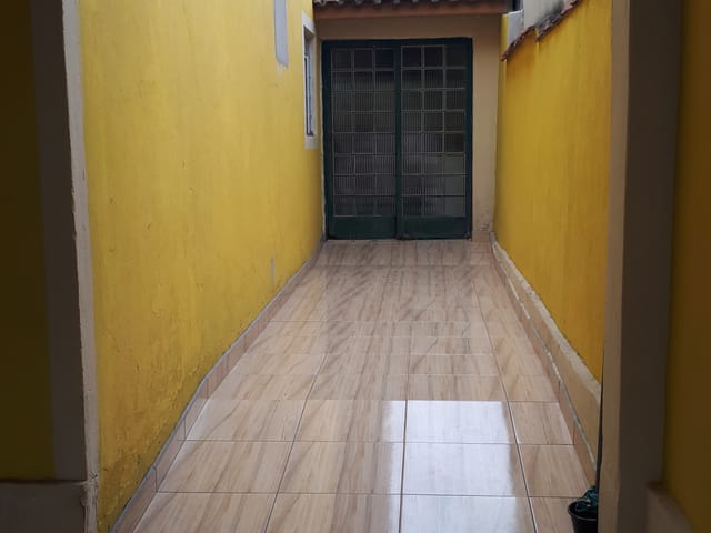 Casa com 250m² 3 quartos e 2 banheiros, à venda, no bairro Residencial Comercial Cidade Vista Alegre em Pindamonhangaba