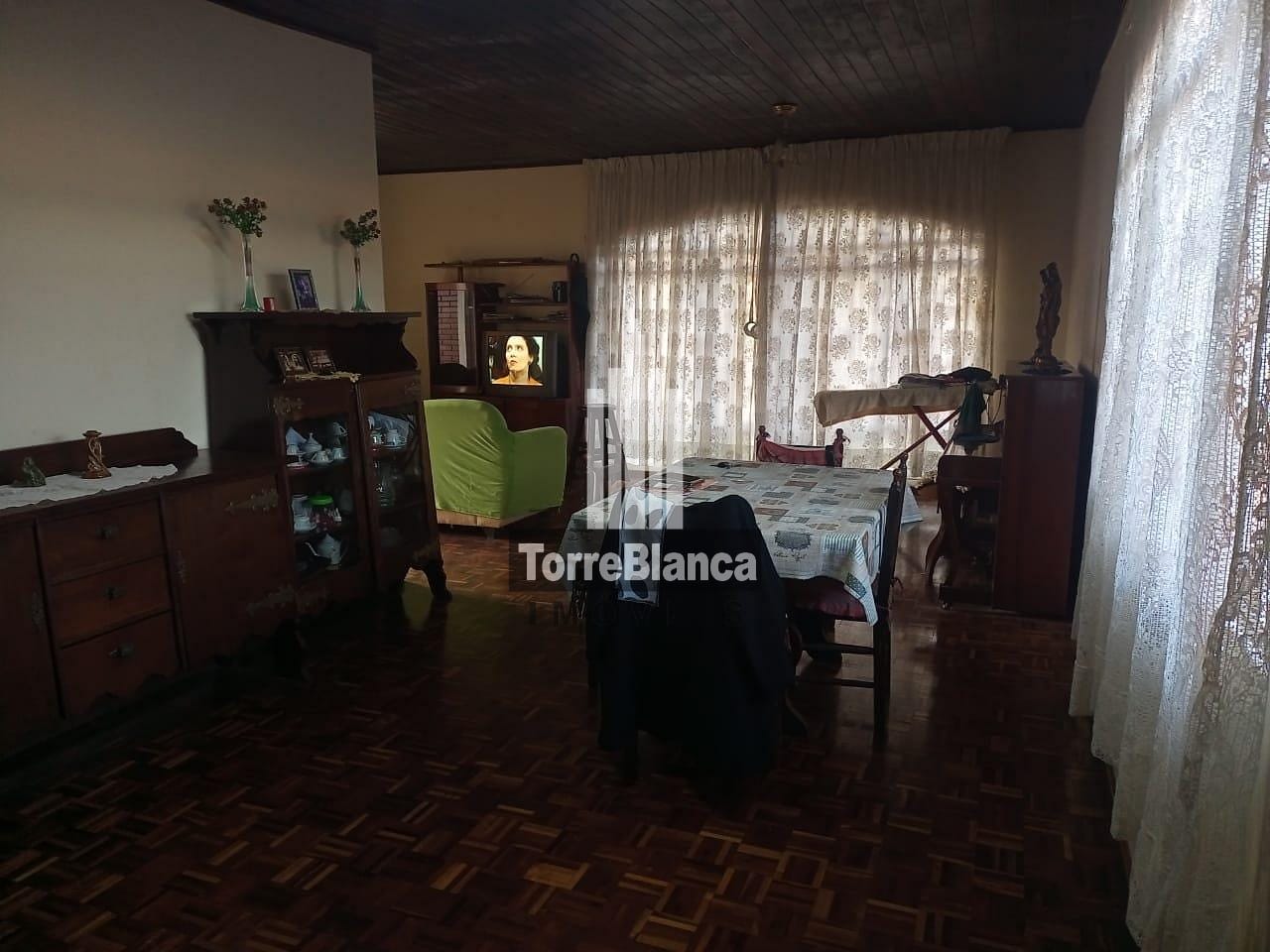 Casa à venda com 3 quartos, 195m² - Foto 11