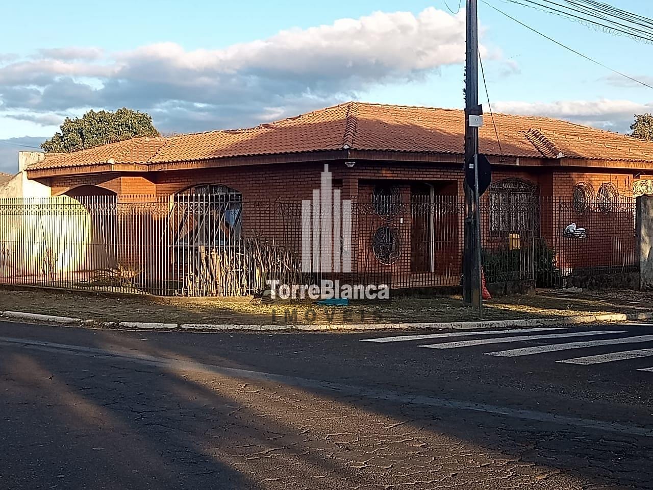 Casa à venda com 3 quartos, 195m² - Foto 3