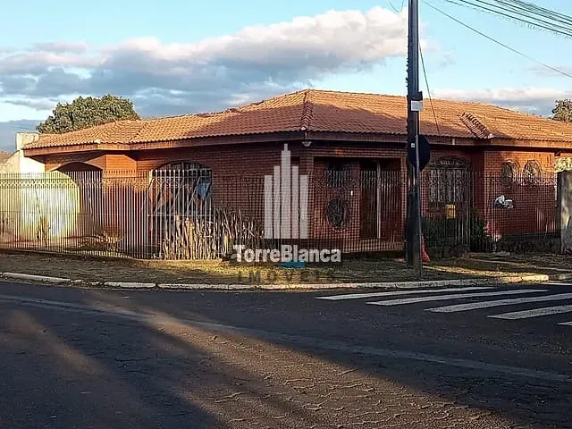 Casa 3 quartos e 3 banheiros, à venda, no bairro Oficinas em Ponta Grossa