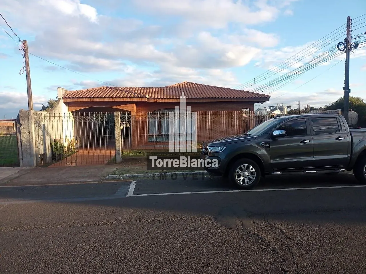 Casa, 3 quartos, 195 m² - Foto 1