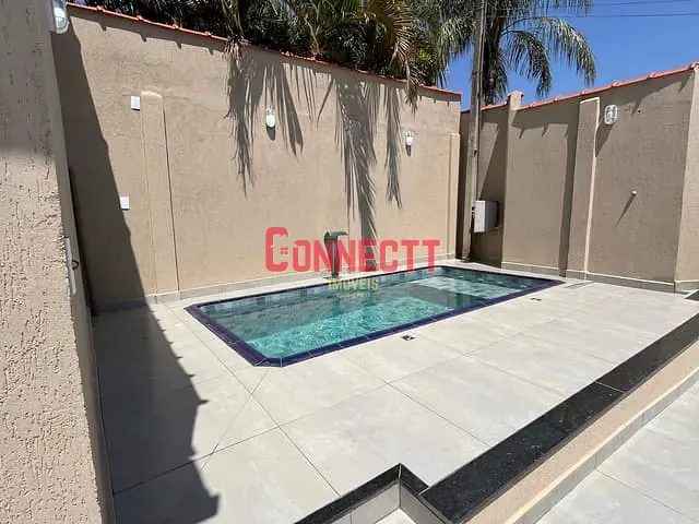 Casa com 275m² 3 quartos e 2 banheiros, à venda, no bairro Parque Residencial Cândido Portinari em Ribeirão Preto